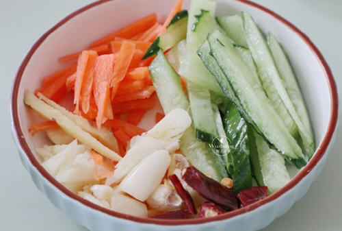 泡椒鱼泡制作步骤图6